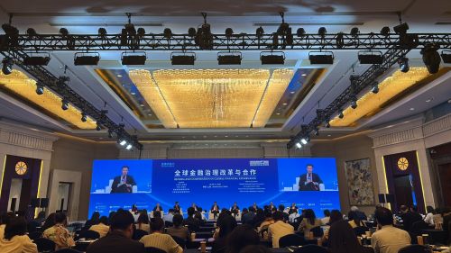 意大利经济与财政部前部长特里亚：金融业AI潜藏系统性风险，需全面纳入监管